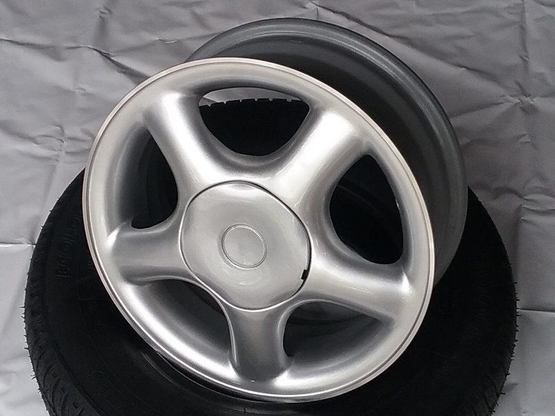 Roda aro 14 Kadet GLS 4-100 Corsa Celta Astra sjc