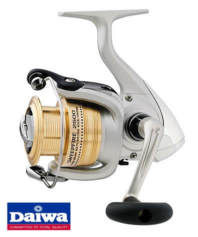 Molinete Daiwa Sweepfire 1500-B sap