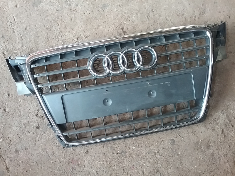 Grade motor Audi A3 2012 2013 sap