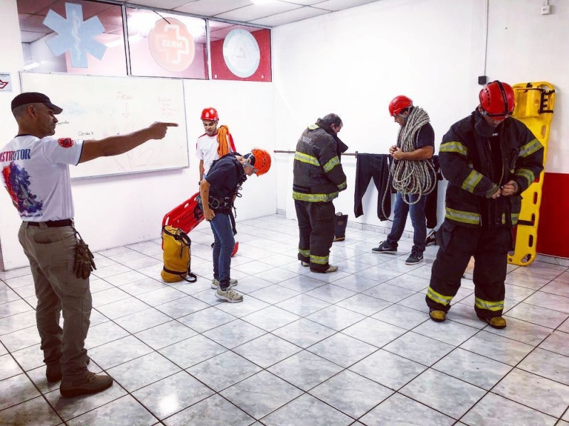 Reciclagem de Bombeiro Civil - Resgate de Vítimas em Situação de Emergência