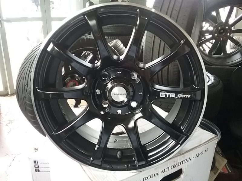 Jogo de rodas seminovas aro 14 marca GTR importada 4-100 R$ 900